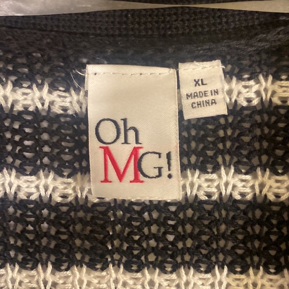 Woman’s Cardigan sweater top size XL. - Picture 5 of 6